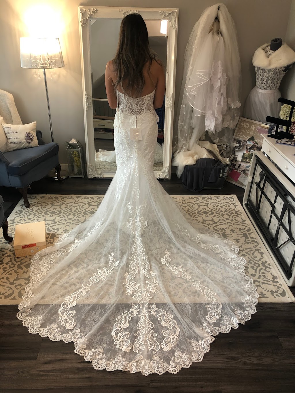 Unravel Creations | 948 Nolan Hill Blvd NW, Calgary, AB T3R 0W1, Canada | Phone: (403) 689-2266