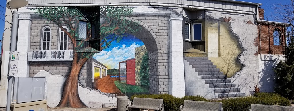 East Kiwanis Place | 236 Ottawa St N, Hamilton, ON L8H 3Z7, Canada