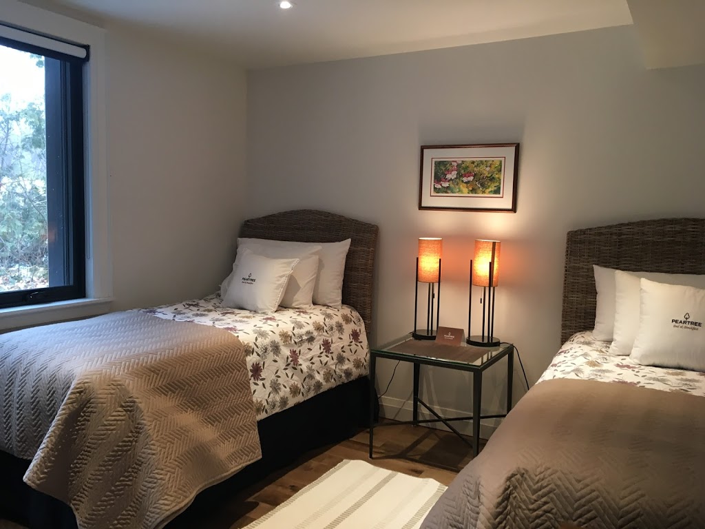 Peartree Bed and Breakfast | 15 Isabella St, Terra Cotta, ON L7C 1N7, Canada | Phone: (416) 580-2023