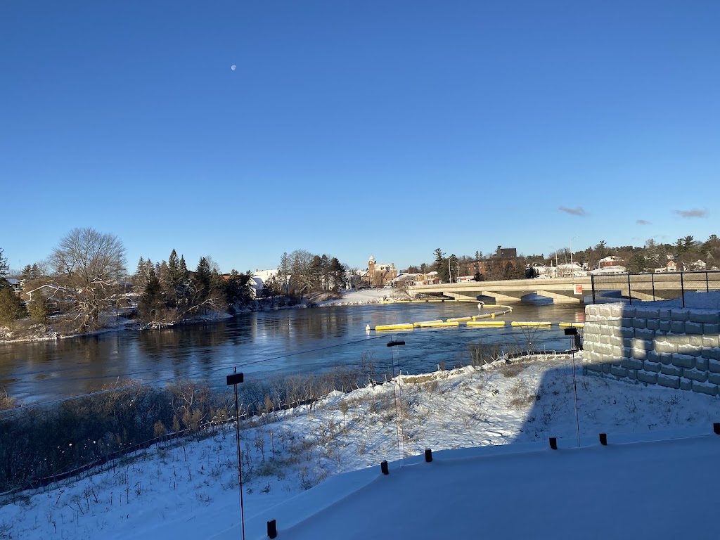 Sawmill Flats Arnprior Apartments | 12 Jack Crescent, Arnprior, ON K7S 3Y7, Canada | Phone: (613) 315-8085