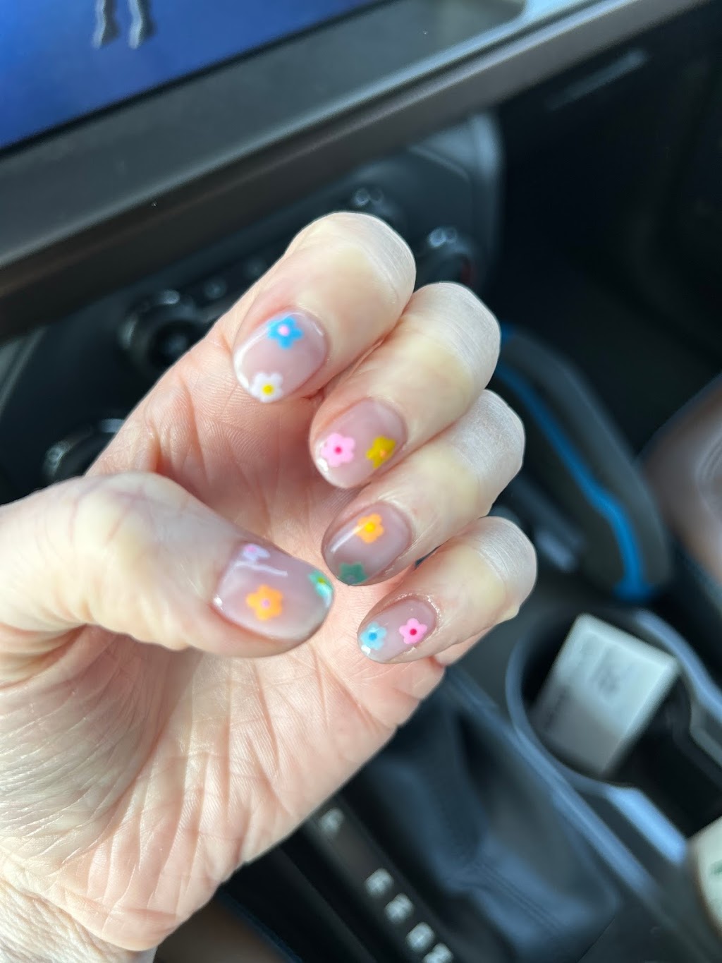 Lilylux Nail Spa | 2155 Richmond St, London, ON N5X 4B8, Canada | Phone: (519) 645-0909