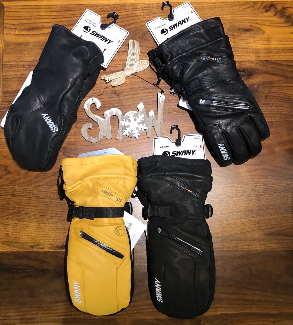 Uptop Ski Shop | 16700 Yonge St, Newmarket, ON L3X 3A1, Canada | Phone: (905) 853-4512