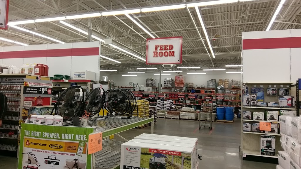 Tractor Supply Co. | 1898 Front St, Lynden, WA 98264, USA | Phone: (360) 318-0134