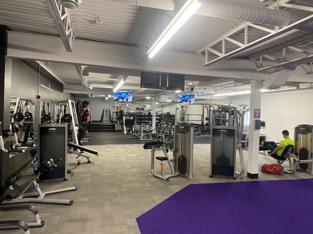 Anytime Fitness (ChelseaQC) | 7 Chem. Alonzo-Wright, Chelsea, QC J9B 1L4, Canada | Phone: (819) 595-1919