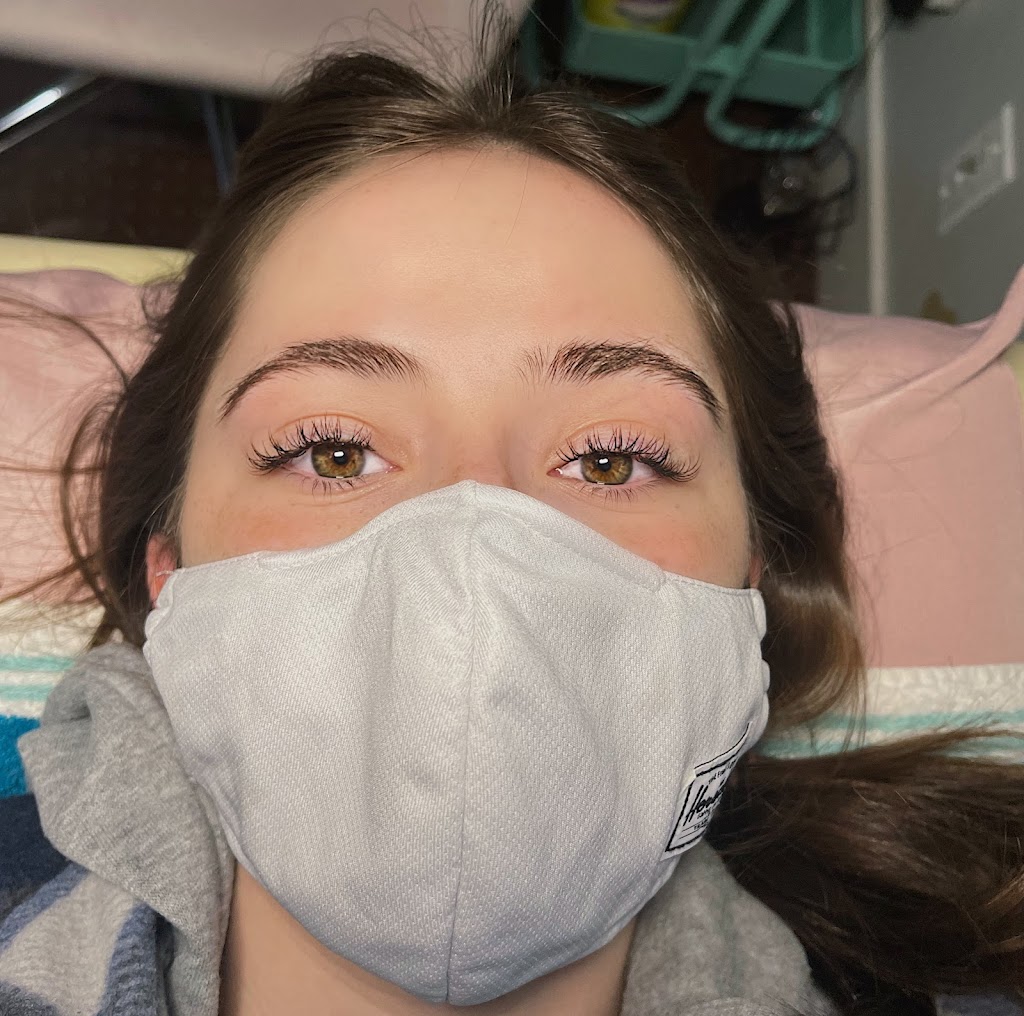 Lashes With Lo | 3461 Eton Crescent, Abbotsford, BC V2S 4W1, Canada | Phone: (604) 835-7747