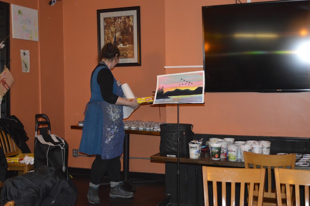 The Cat Pub & Eatery | 3513 Dundas St W, York, ON M6S 2S6, Canada | Phone: (416) 551-8057