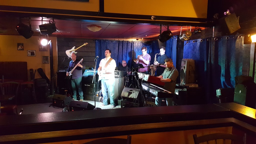 Somewhere Else Pub & Grill | 2605 Broadway Ave, Saskatoon, SK S7J 0Z5, Canada | Phone: (306) 652-3233
