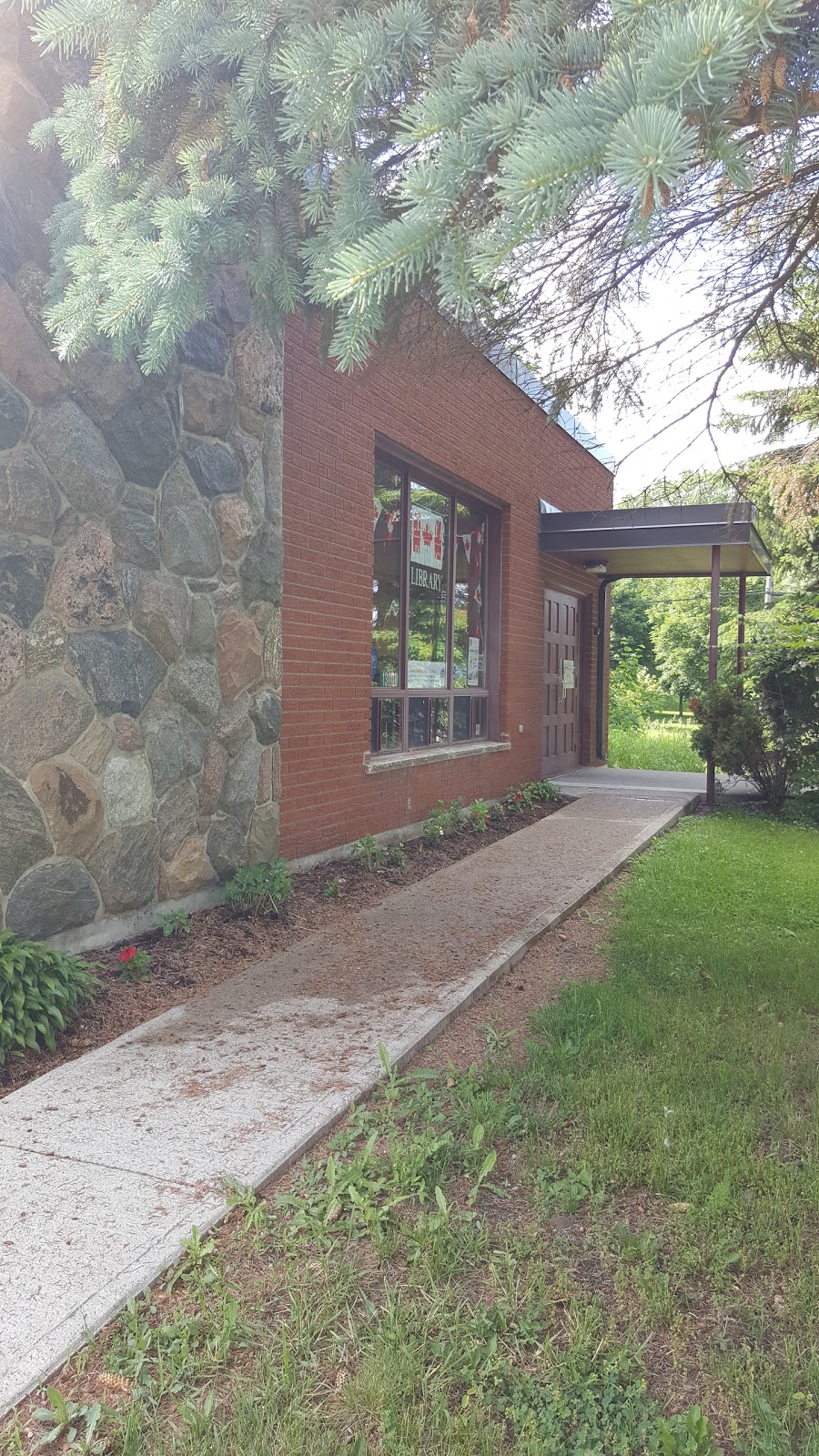 Zephyr Public Library | 13000 Durham Regional Rd 39, Zephyr, ON L0E 1T0, Canada | Phone: (905) 473-2375