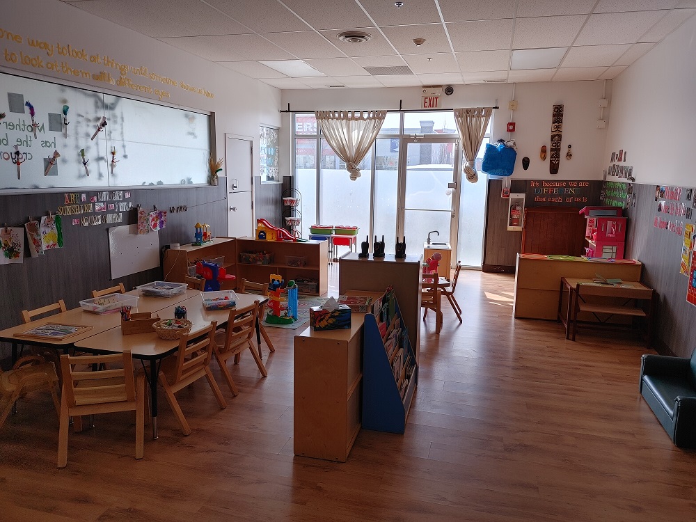 Jumpn Jellybeans Daycare Centre in Airdrie | 836 1 Ave NW, Airdrie, AB T4B 0V2, Canada | Phone: (587) 360-3323