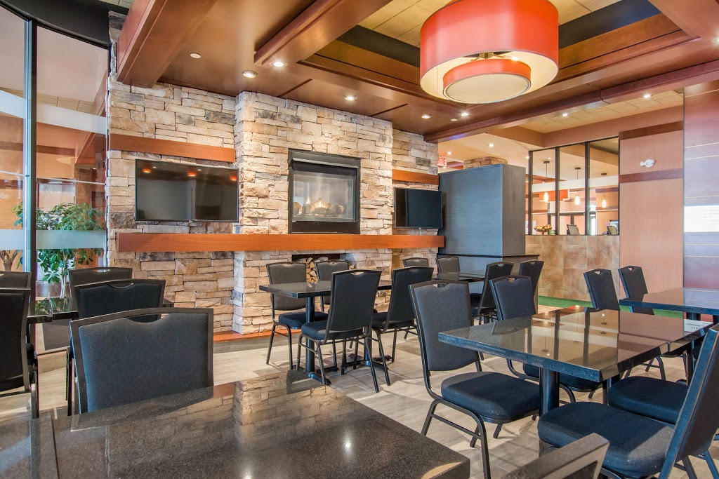 Quality Inn & Suites | 5800 Rue des Arpents, Lévis, QC G6V 0B5, Canada | Phone: (418) 833-1212