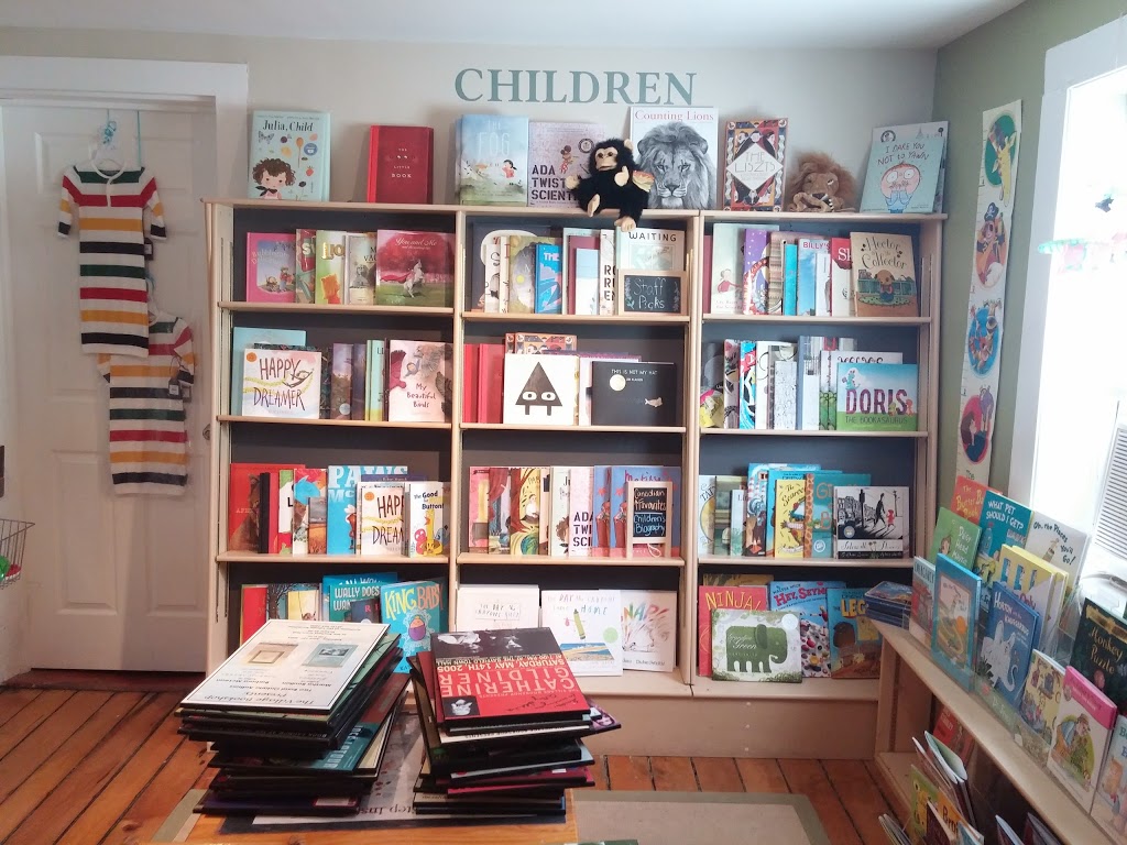 The Village Bookshop | 24 Bayfield Main St N, Bayfield, ON N0M 1G0, Canada | Phone: (519) 565-5600