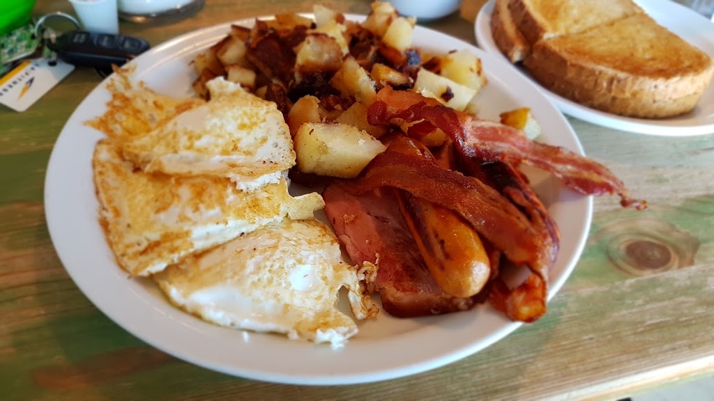 Hathaways Diner | 13225 132 St NW, Edmonton, AB T5L 1R9, Canada | Phone: (780) 488-5989