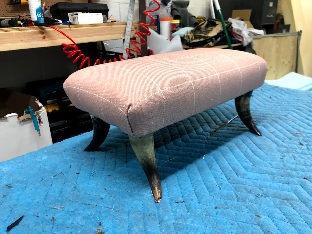 Elmaleh and Sons Upholstery | 144 Prom. Ronald, Montréal-Ouest, QC H4X 1M8, Canada | Phone: (514) 885-8266