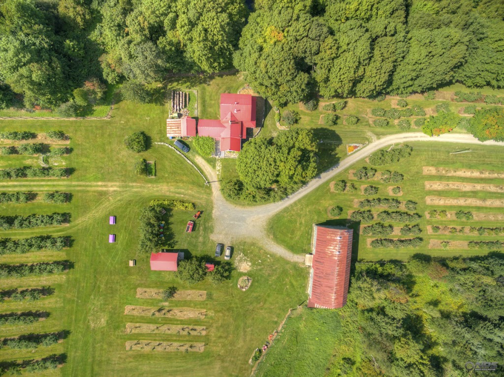 Domaine Custeau | 1041 3e Rang, Kinnears Mills, QC G0N 1K0, Canada | Phone: (418) 424-0136