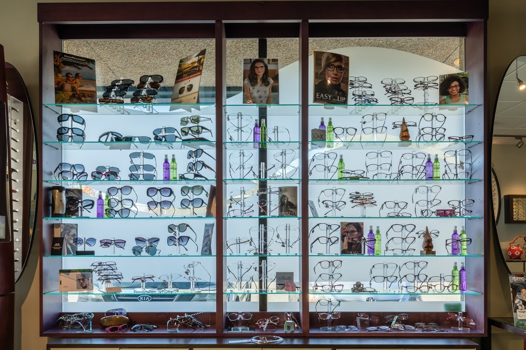 Robertson Optical & Optometry | 5405 Ladner Trunk Rd #102, Delta, BC V4K 1W6, Canada | Phone: (604) 946-7911