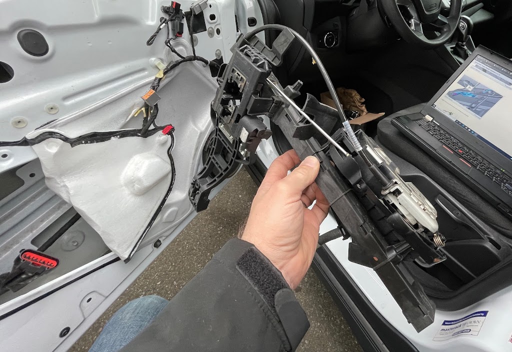 Rolling Dutchman Automotive | Rock City Rd, Nanaimo, BC V9T 3W3, Canada | Phone: (250) 816-9346