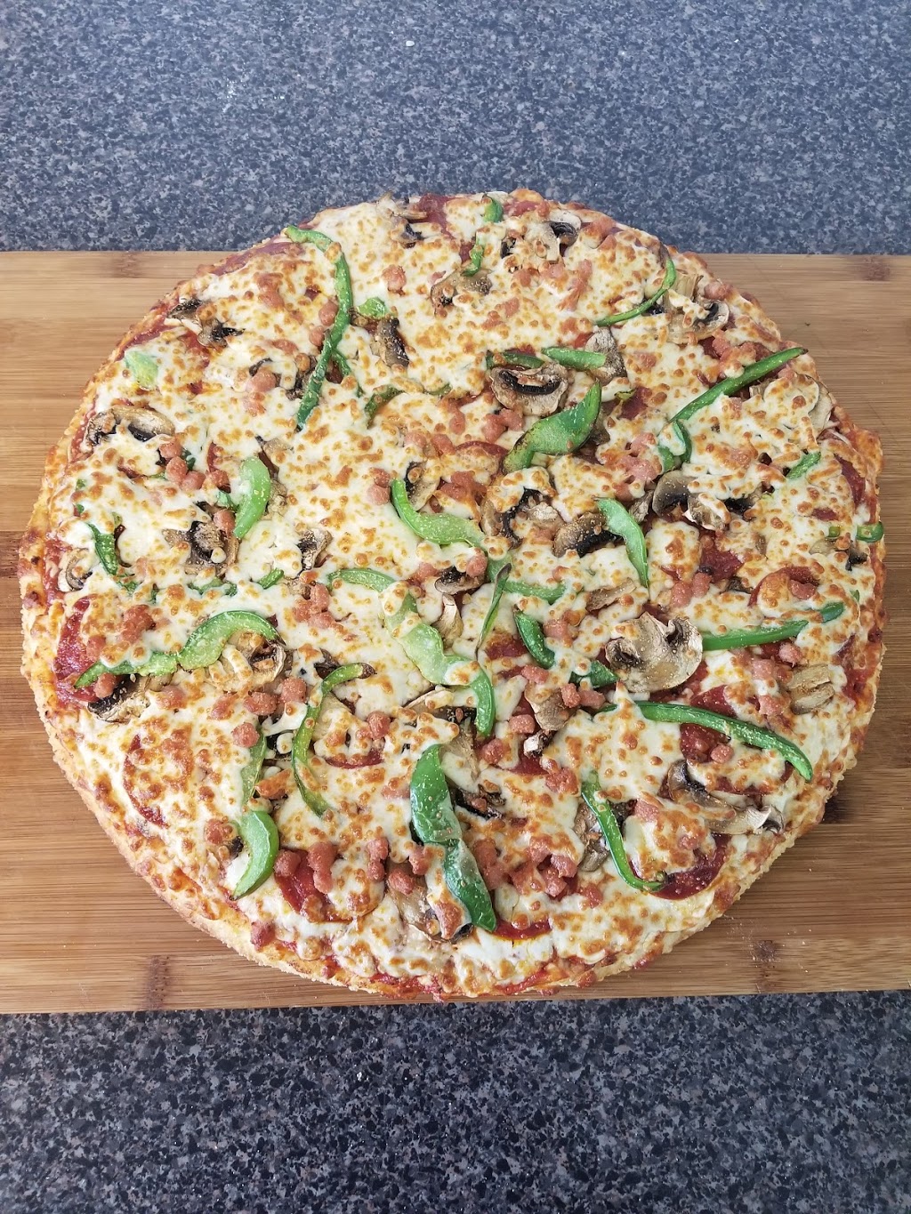 Pizza King | 660 Osborne St #2, Winnipeg, MB R3L 2B6, Canada | Phone: (204) 233-5464