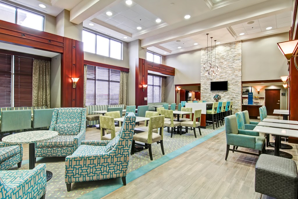 Hampton Inn & Suites by Hilton Guelph | 725 Imperial Rd N, Guelph, ON N1K 1X4, Canada | Phone: (519) 821-2144