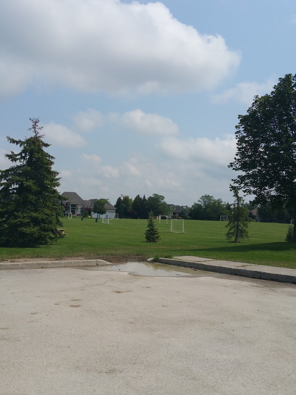Davis Park | 67 Mactaggart Dr, Nobleton, ON L0G 1N0, Canada