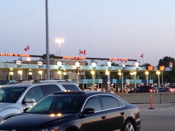 Canada Border Services Agency -Sarnia Port Of Entry | point of interest | 1555 Venetian Blvd, Point Edward, ON N7T 0A9, Canada | 8004619999 OR +1 800-461-9999
