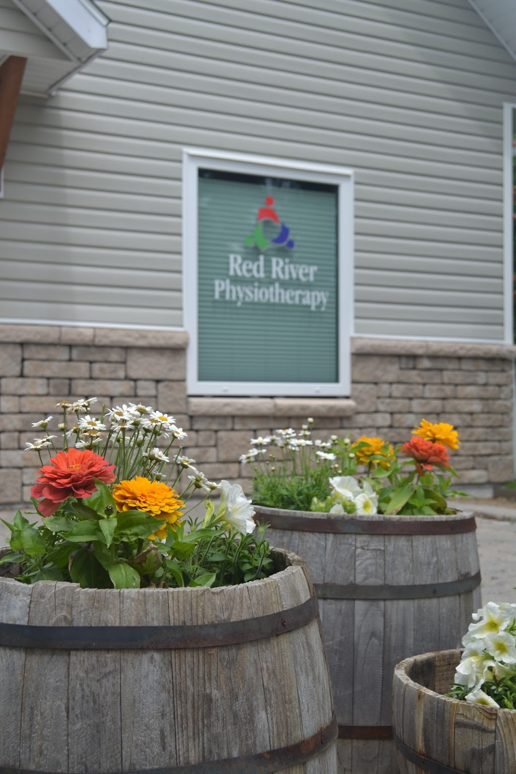 Red River Physiotherapy & Wellness Centre - St Jean Baptiste | 25 Centre Ave, Saint Jean Baptiste, MB R0G 2B0, Canada | Phone: (204) 758-3249