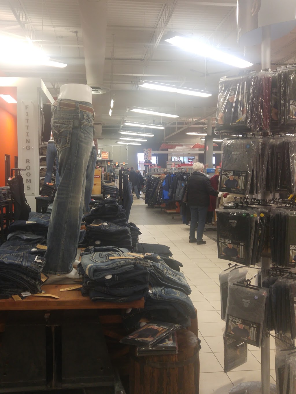 Marks | Zellers Centre, 640 Queenston Rd, Hamilton, ON L8K 1K2, Canada | Phone: (905) 560-8010