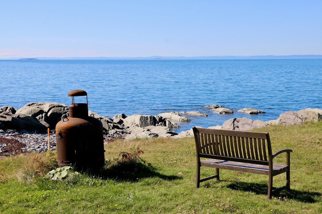 LAstérie du Bonheur | 213 Rte de la Grève, Saint-Simon-de-Rimouski, QC G0L 4C0, Canada | Phone: (418) 851-2779