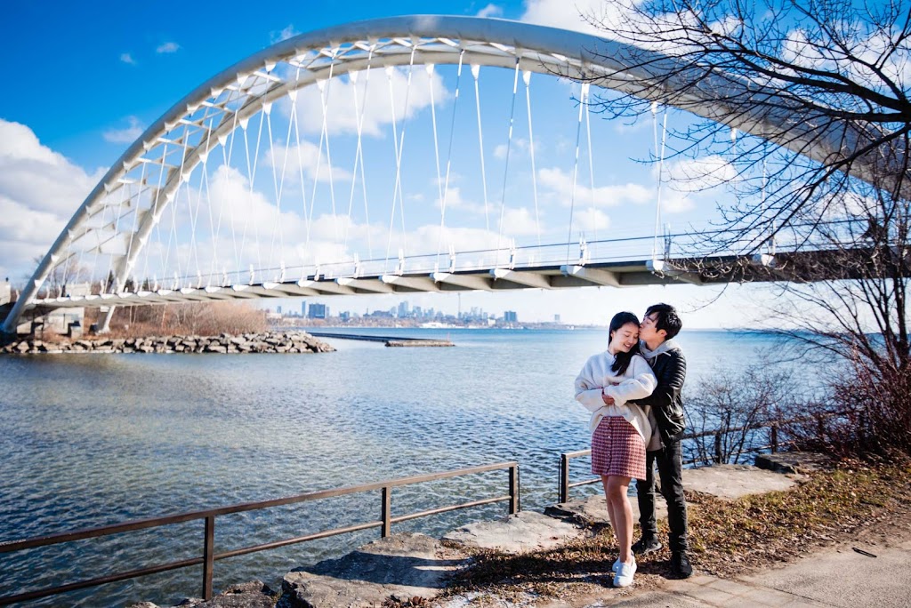 The Right Moments Photography | 261 Castlehill Cl, London, ON N6G 0K4, Canada | Phone: (416) 569-4884