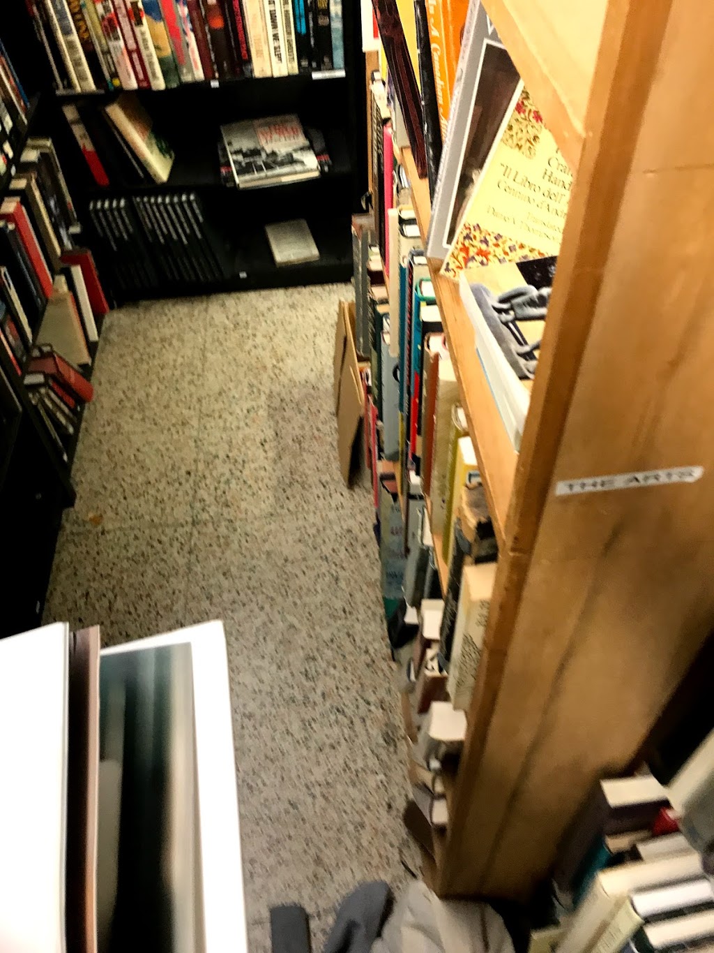 Ayerego Books | 1031 St Clair Ave W, Toronto, ON M6E 1A3, Canada | Phone: (416) 536-6880