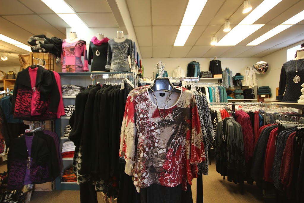 Real Wool Shop | 142 Franktown Rd, Carleton Place, ON K7C 3P3, Canada | Phone: (613) 257-2714 ext. 6