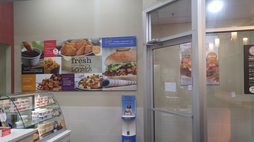 Mary Browns Chicken & Taters! | Centre, 2400 Dundas St W #1, Mississauga, ON L5K 2R8, Canada | Phone: (905) 823-3259