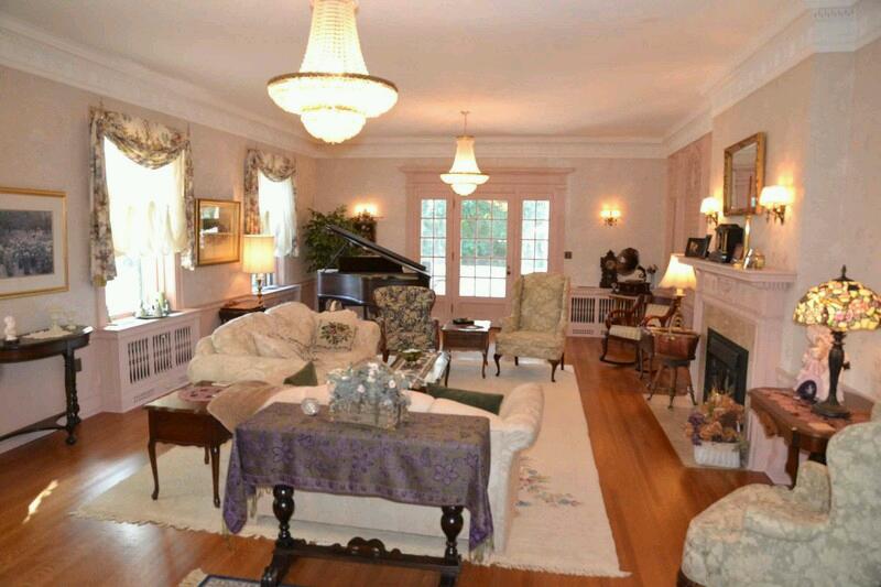 Clonmel Castle | 150 Prospect St, Port Dover, ON N0A 1N1, Canada | Phone: (519) 583-0519