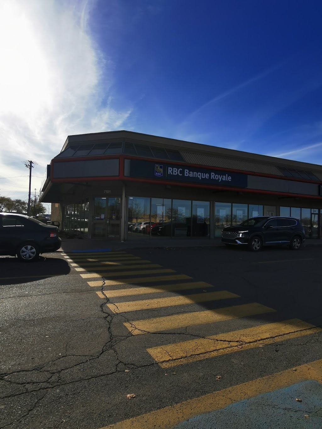 RBC Royal Bank | 7191 Bd Newman, LaSalle, QC H8N 2K3, Canada | Phone: (514) 368-0996