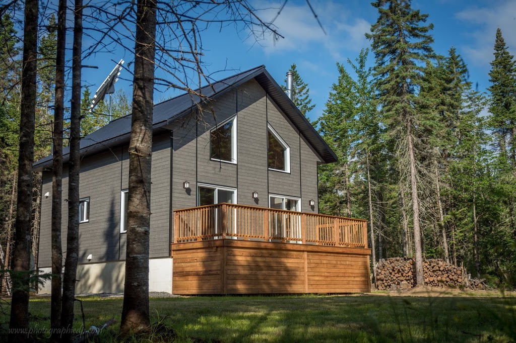 Chalet le Totem | 18 Rue des Goélands, Cap-Santé, QC G0A 1L0, Canada | Phone: (418) 326-3383