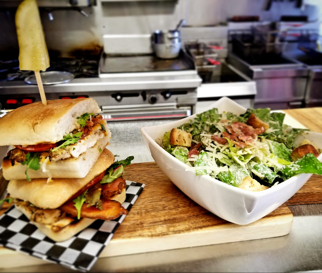 The Bayport Pub | 3017 HWY 332, Rose Bay, NS B0J 2X0, Canada | Phone: (902) 764-2404