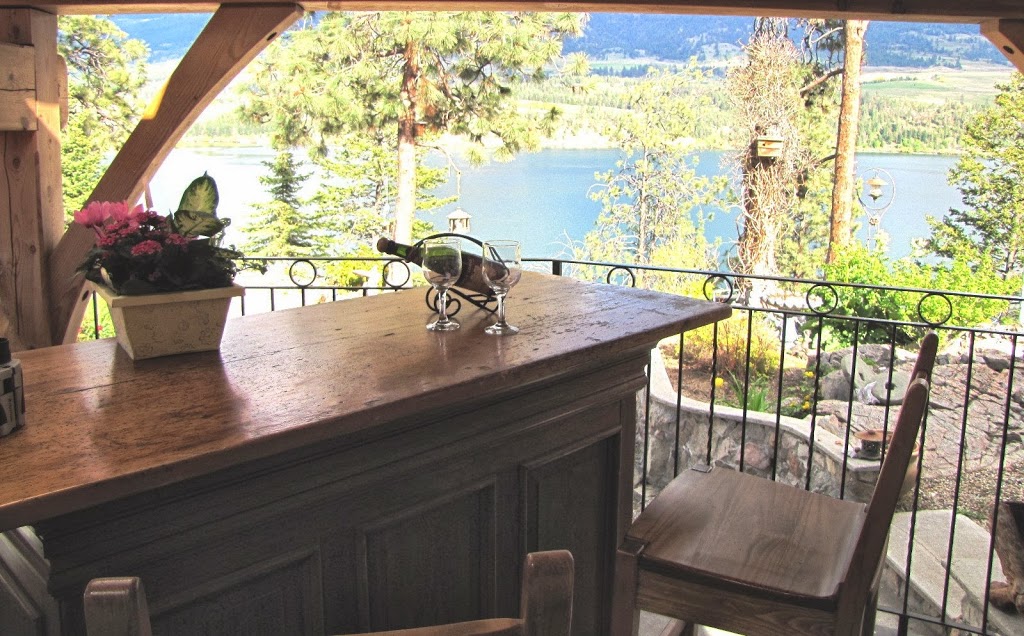 Wood Lake Bed and Breakfast | 12679 Ponderosa Dr, Lake Country, BC V4V 2G9, Canada | Phone: (250) 869-8507