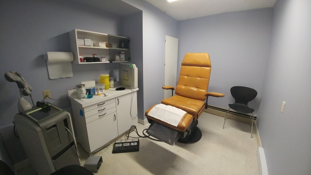 Clinique du Pied De Repentigny | 172 Rue Notre-Dame #02, Repentigny, QC J6A 2P8, Canada | Phone: (450) 585-6347