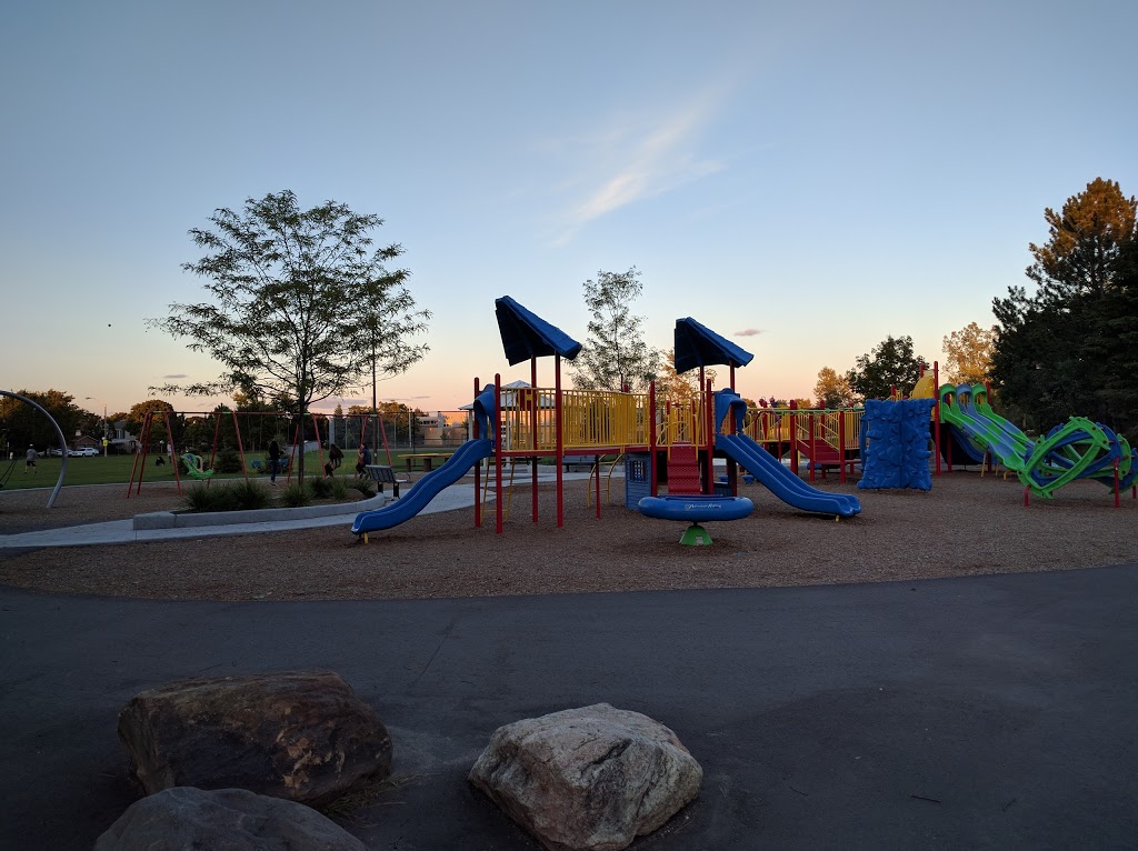 Calzavara Park | 1602 Blohm Dr, Ottawa, ON K1G 5S6, Canada | Phone: (613) 580-2400