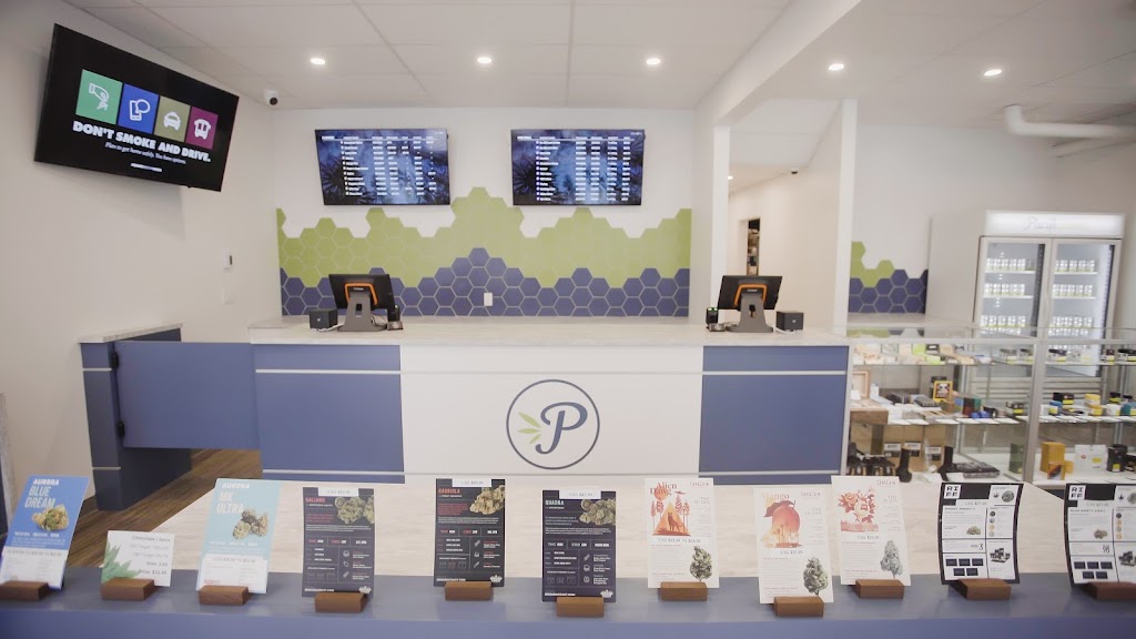 Pacificanna Victoria Fairfield - Cannabis Store | 1560 Fairfield Rd, Victoria, BC V8S 1G1, Canada | Phone: (250) 519-2772