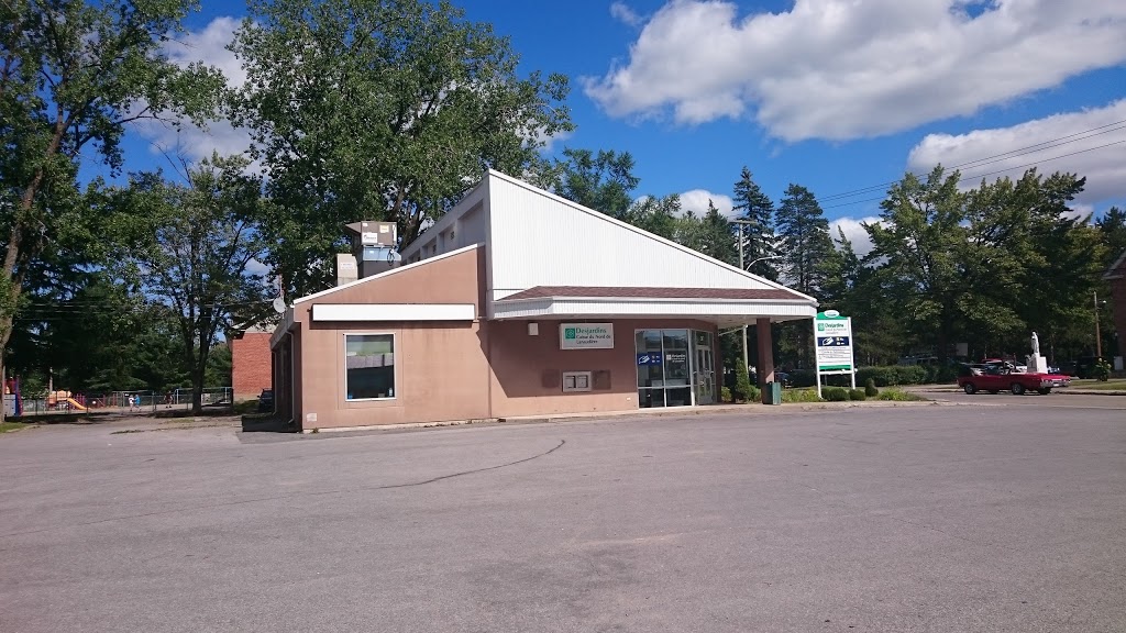 Centre de services Desjardins Mandeville | 247 Rue Desjardins, Mandeville, QC J0K 1L0, Canada | Phone: (450) 886-3843