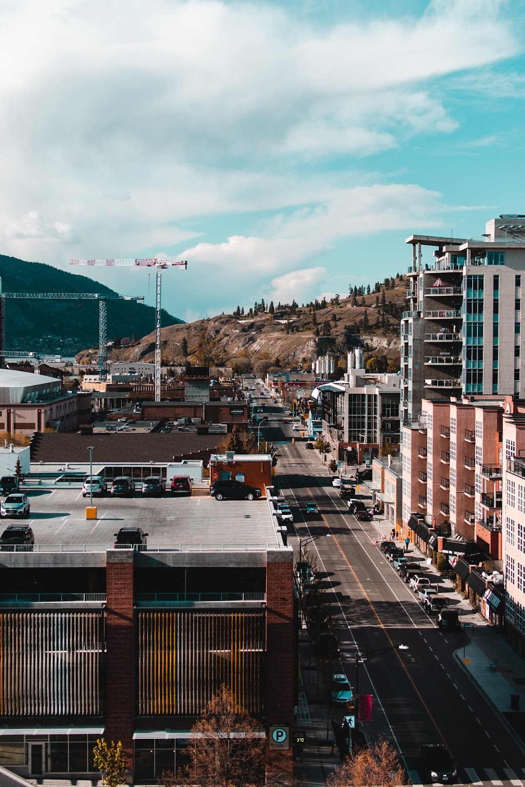 Library Plaza Parkade | 1360 Ellis St, Kelowna, BC V1Y 2A2, Canada | Phone: (250) 862-8585
