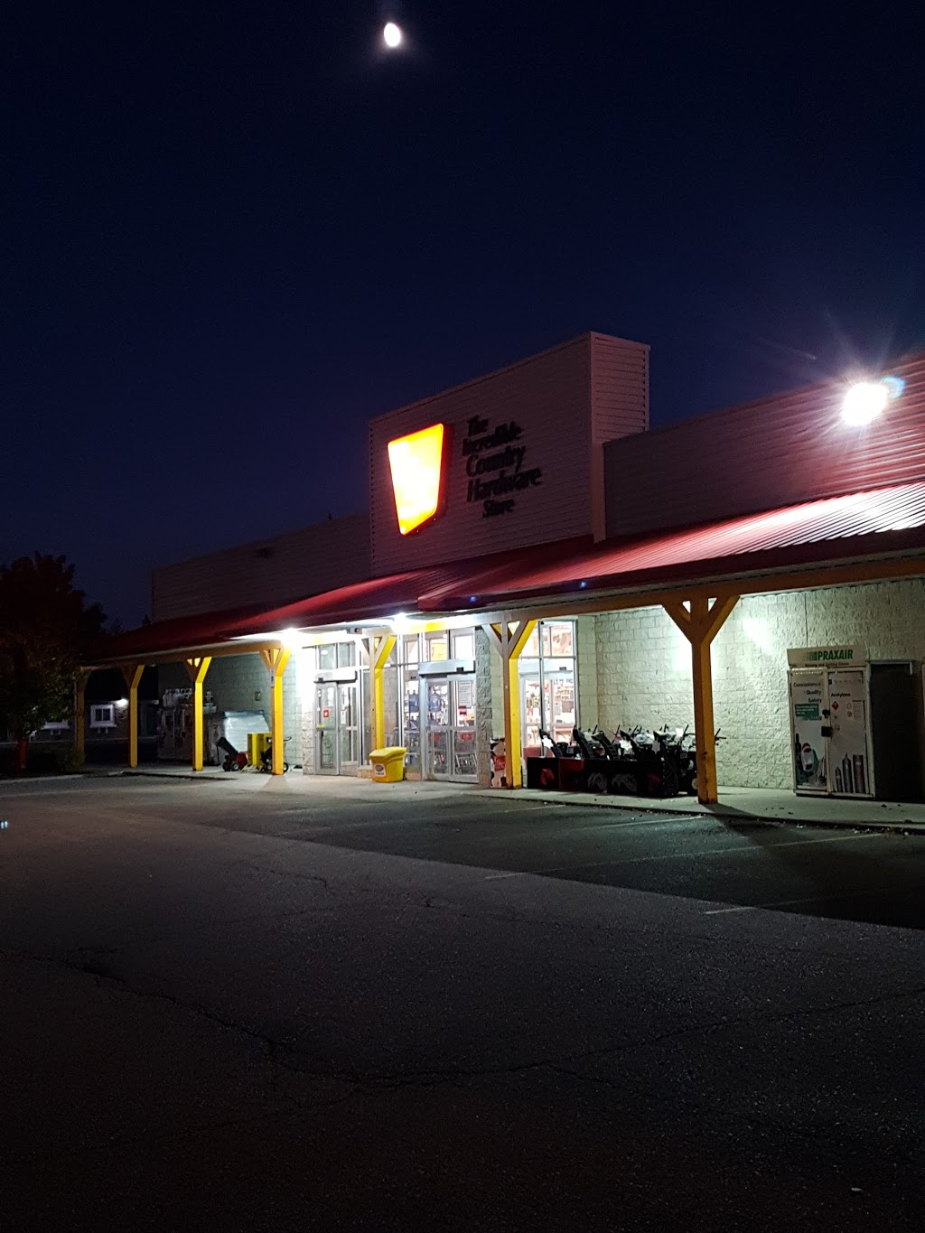 TSC Stores | 1699 London Line, Sarnia, ON N7W 1B1, Canada | Phone: (519) 542-4091