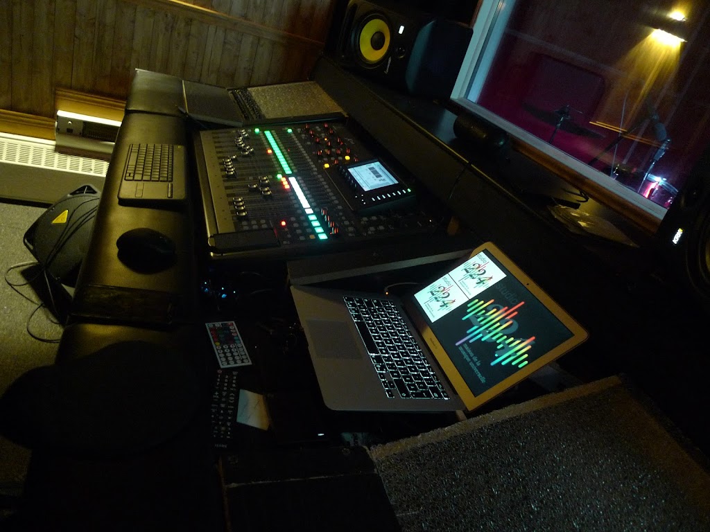 Studio 224 | Montreal, QC H8R 2A7, Canada | Phone: (438) 938-3504