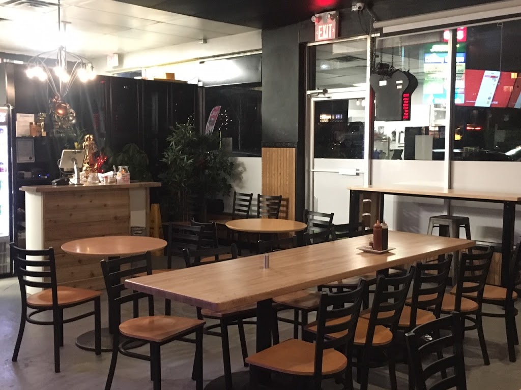 DUNDAS Eat + Drink - six o pho | 2077 Dundas St, Vancouver, BC V5L 1J5, Canada | Phone: (604) 420-1200