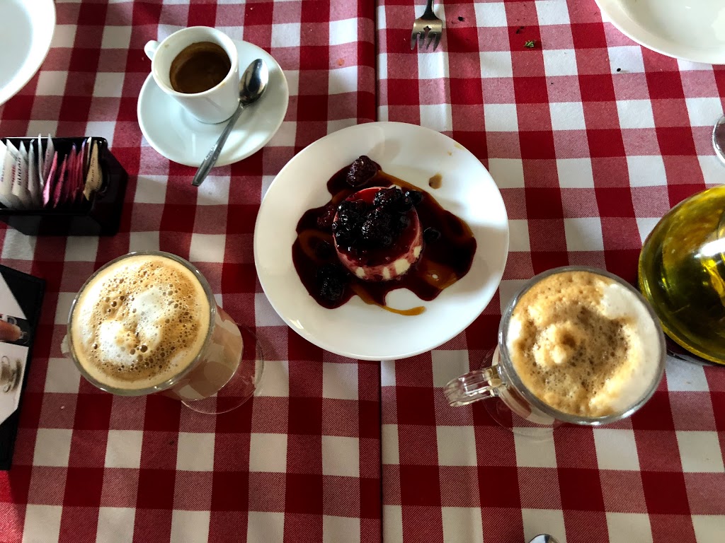 Dolce Family Ristorante | 18371 Hurontario St, Caledon Village, ON L7K 0X7, Canada | Phone: (519) 927-1919