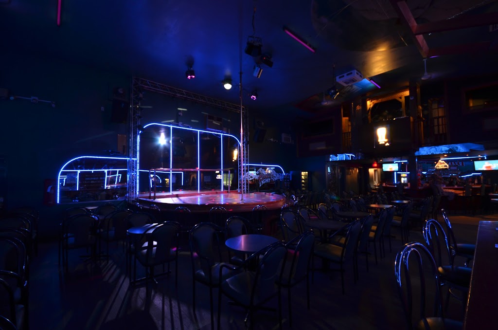 Cabaret La Boom | 100 Chem. Napoléon, Mont-Tremblant, QC J8E 2G5, Canada | Phone: (819) 717-4091