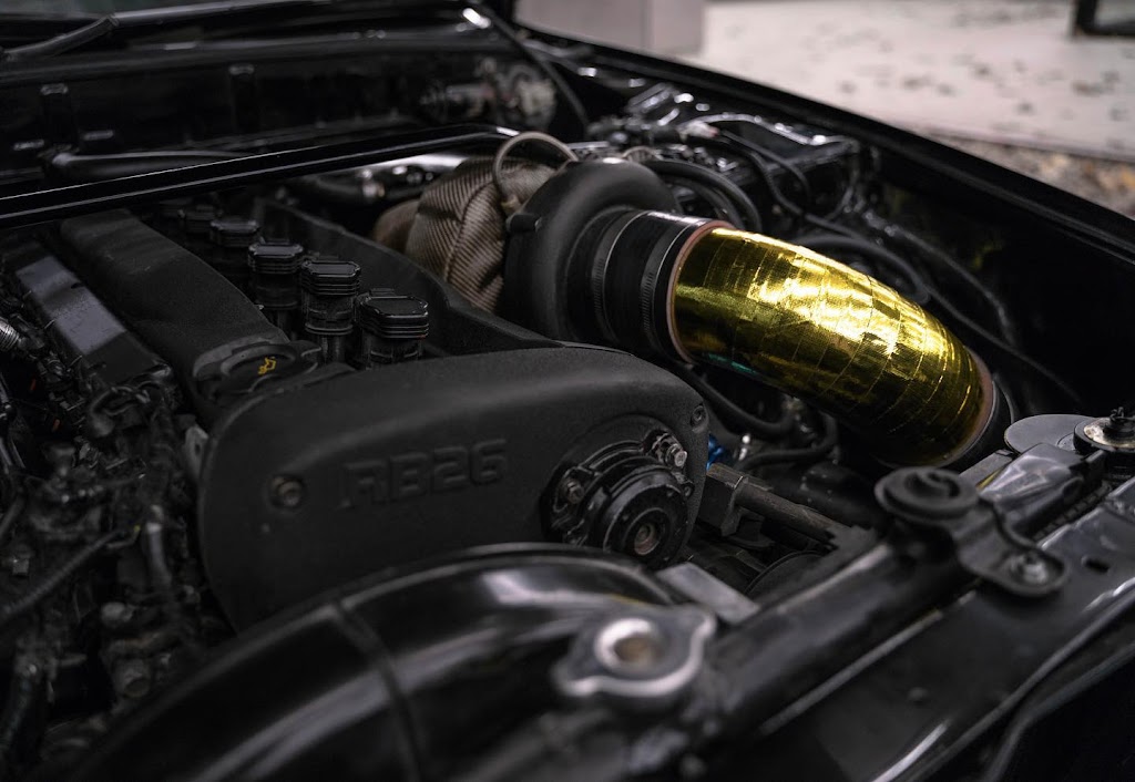 Naizo Garage | 1882 Rue Laurier, Sainte-Catherine, QC J5C 1B8, Canada | Phone: (514) 967-3382