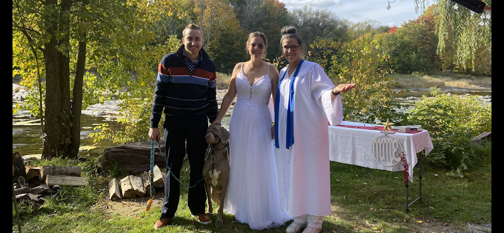 le Nouveau Penser célébrante Suzanne Gagné | 2240 Av. Castelneau, Saint-Hyacinthe, QC J2S 7H8, Canada | Phone: (514) 456-8845