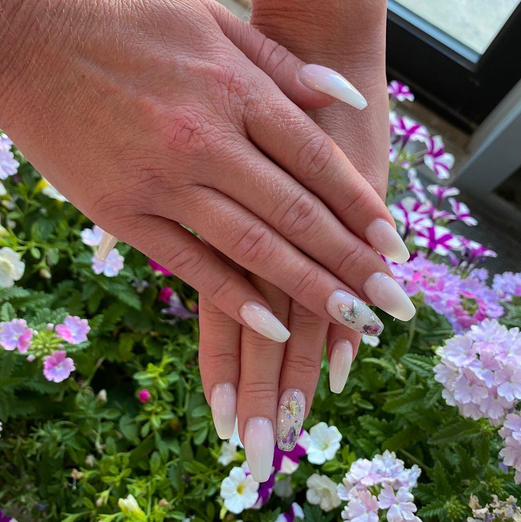Bright Nails | 1944 38 Ave NW, Edmonton, AB T6T 0B9, Canada | Phone: (587) 754-8018