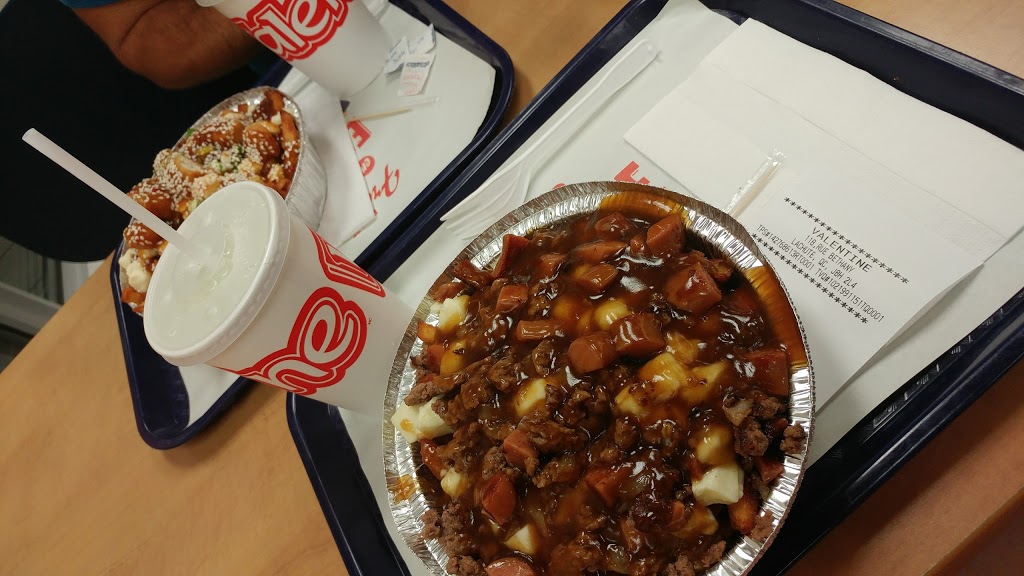 Valentine | 118 Avenue Béthany, Lachute, QC J8H 2L4, Canada | Phone: (450) 562-6060